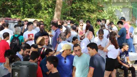 Parrainage des élèves internationaux - Retrouvailles au bord du lac de l'École polytechnique