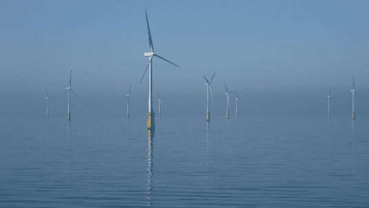 Visite du champ des éoliennes marines de la baie de Saint-Brieuc